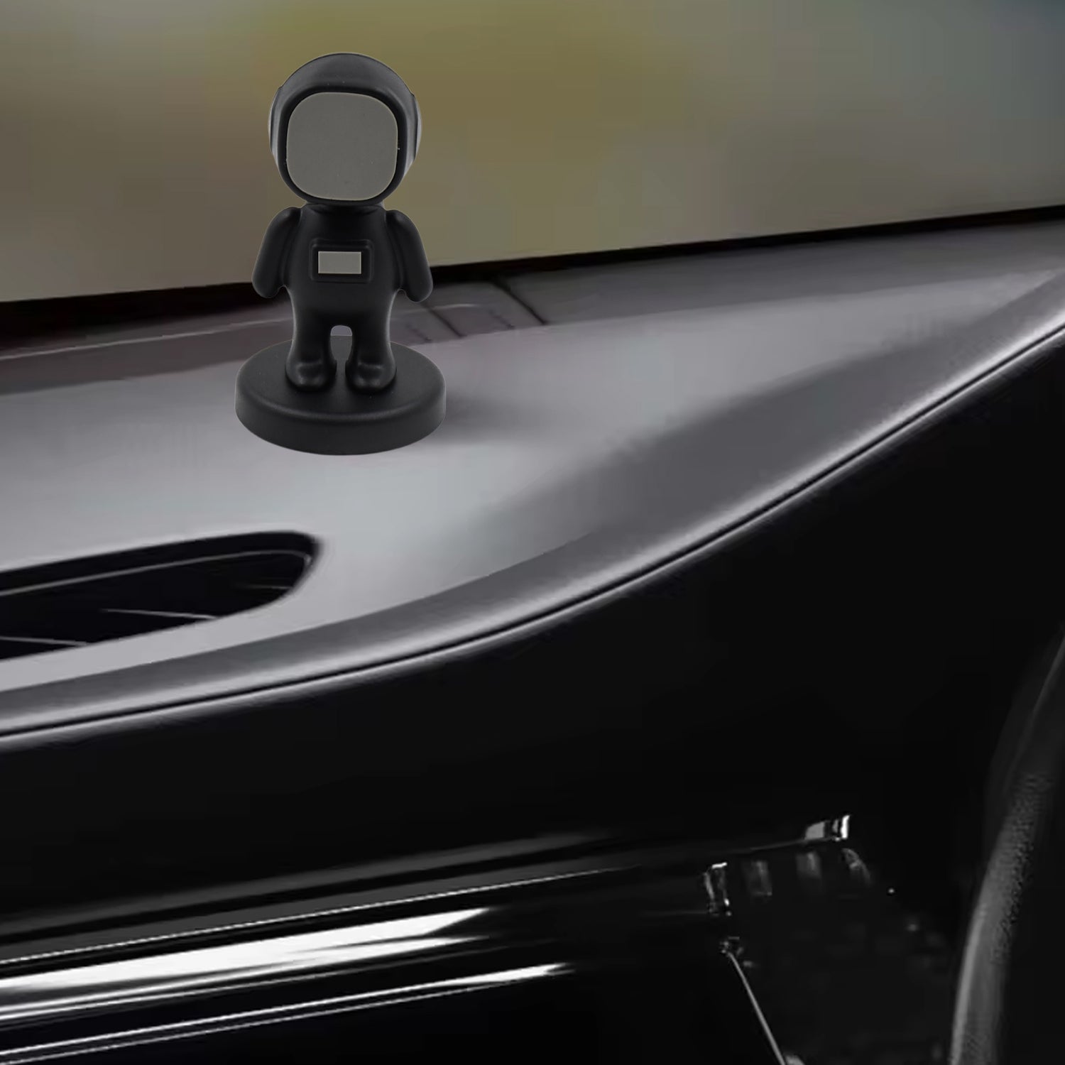 Cartoon Astronaut Magnetic Mobile Phone Holder – 360° Rotating Car Mount (1 Pc)-mobile accessories-AniGuess-AniGuess