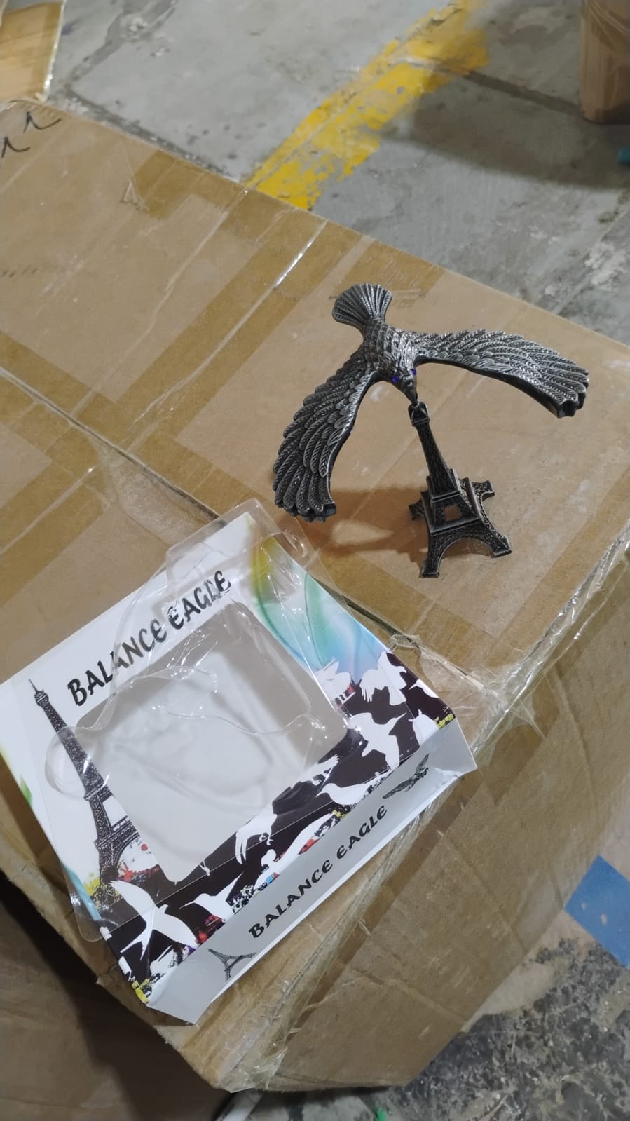 Balancing Bird Metal Eiffel Tower Statue Balance Eagle Toy (1 Set)-Home Improvement-AniGuess-AniGuess