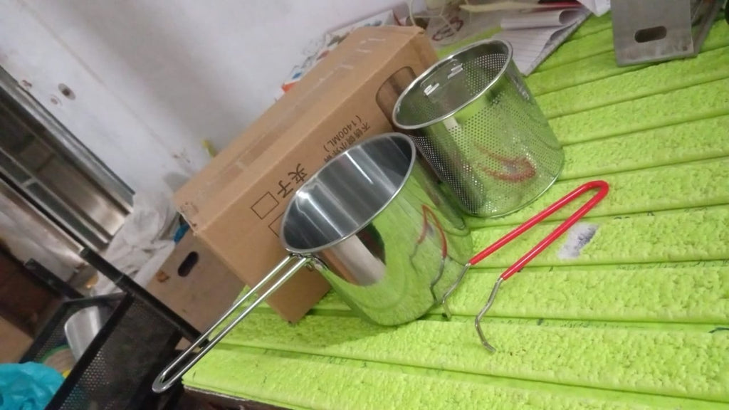 Small Deep Frying Pot With Strainer Basket (2 Pc Set / 1200 ML))-Home & Kitchen-AniGuess-AniGuess