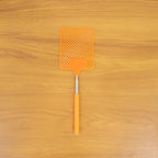 extendable insect swatter tool