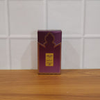 long lasting Velvet Oud perfume oil bottle
