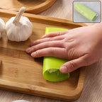 Silicone Garlic Peeler Tube Easy Hand Roller Peeling Tool (1 Pc)